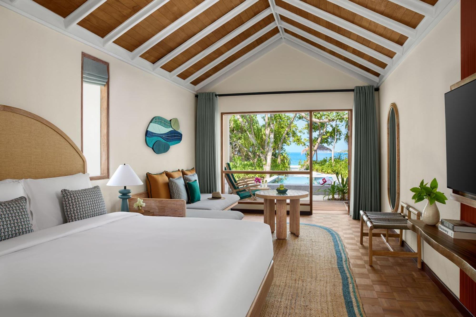Deluxe Sunset Villa Pool